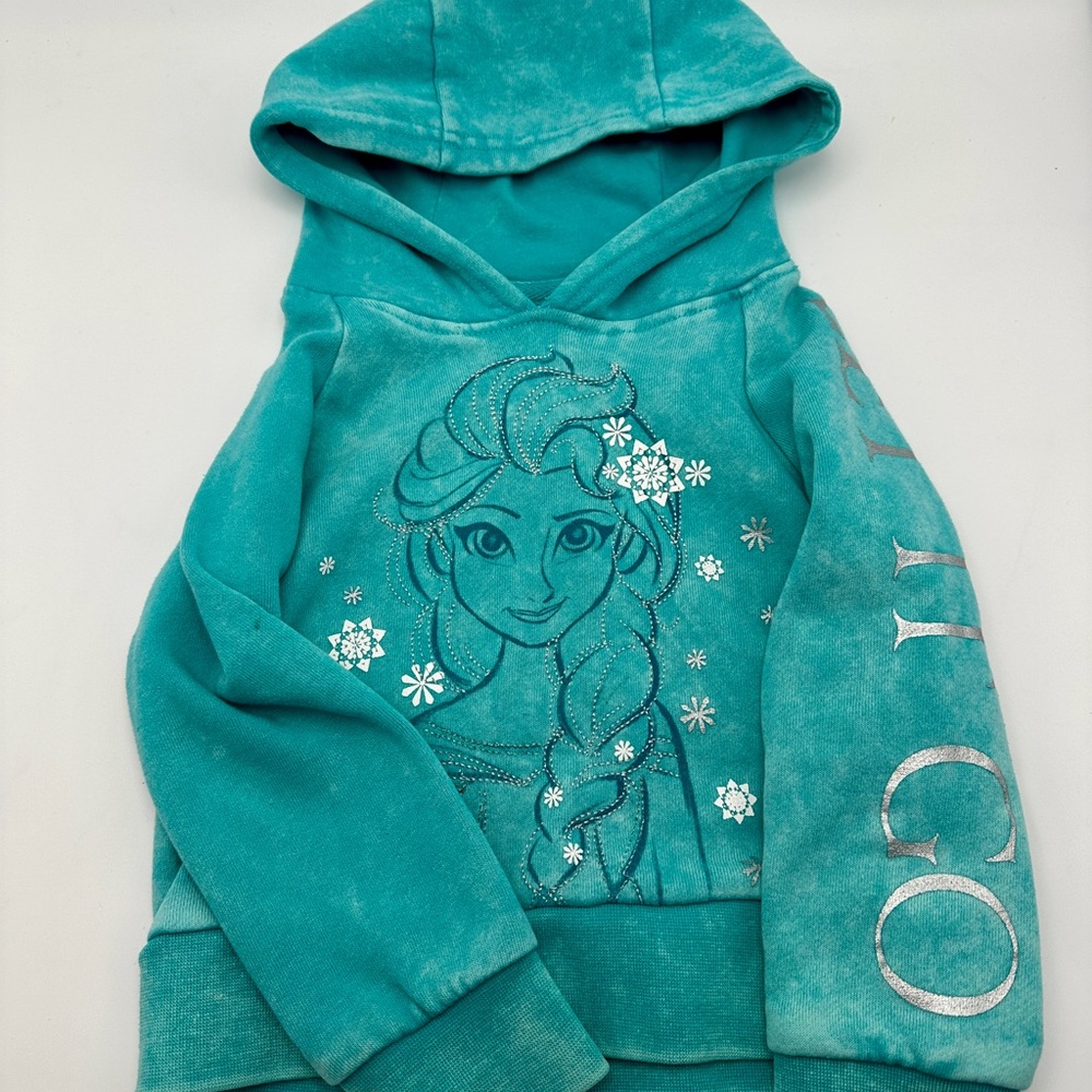 Official Disney Frozen Hoodie featuring Elsa and Sparkle!